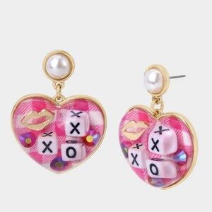 Authentic Betsey Johnson Xoxo Hugs Kisses Pearl Pink Love Heart Earrings Nwt